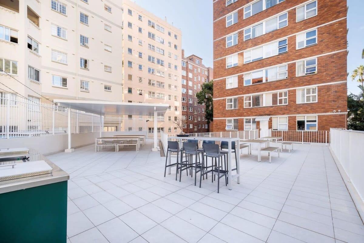 Studio Apt With Parking Balcony & Water Views Sydney Bagian luar foto